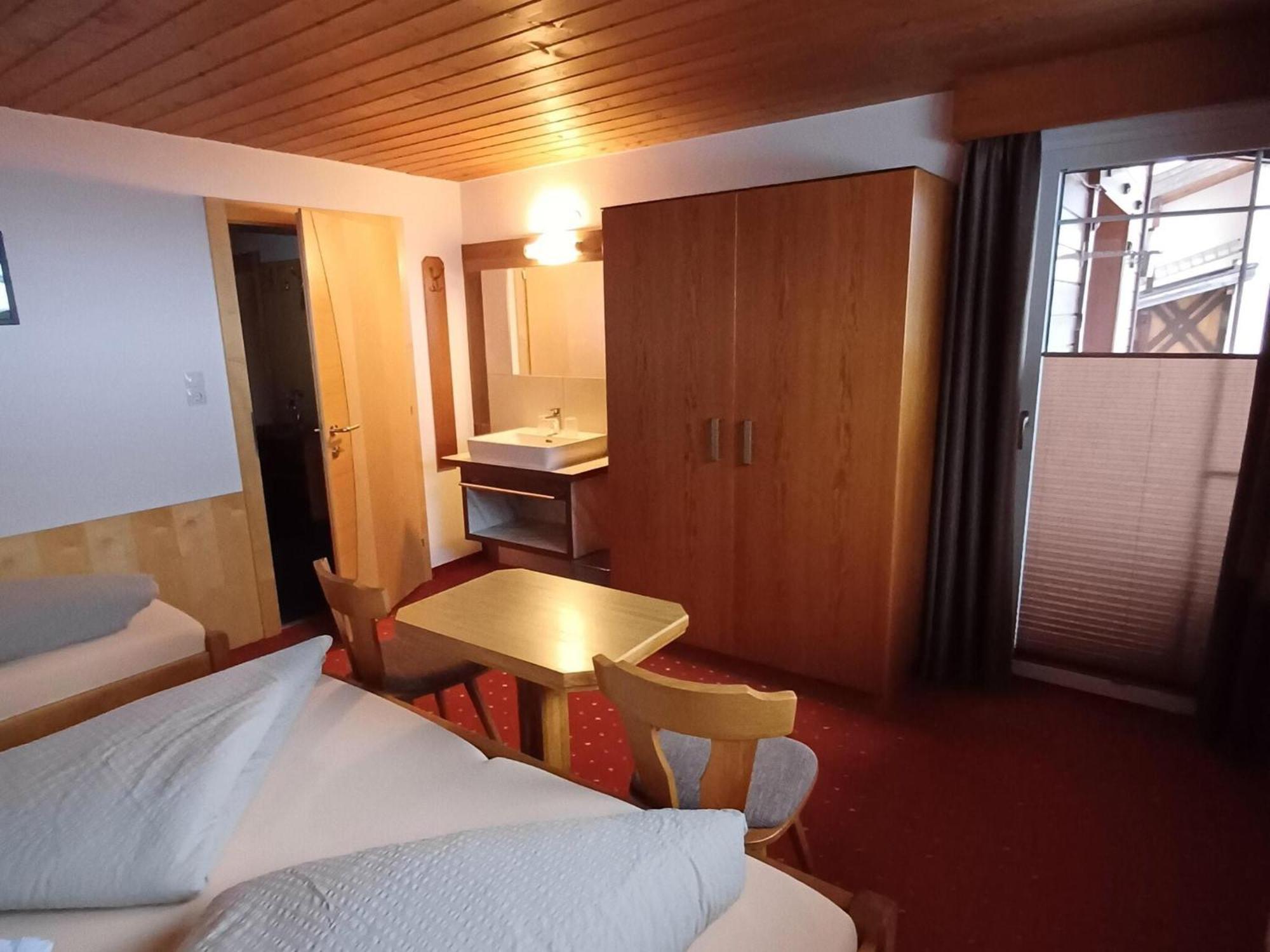 Modern Apartment in Langenfeld near Ski Area Buitenkant foto