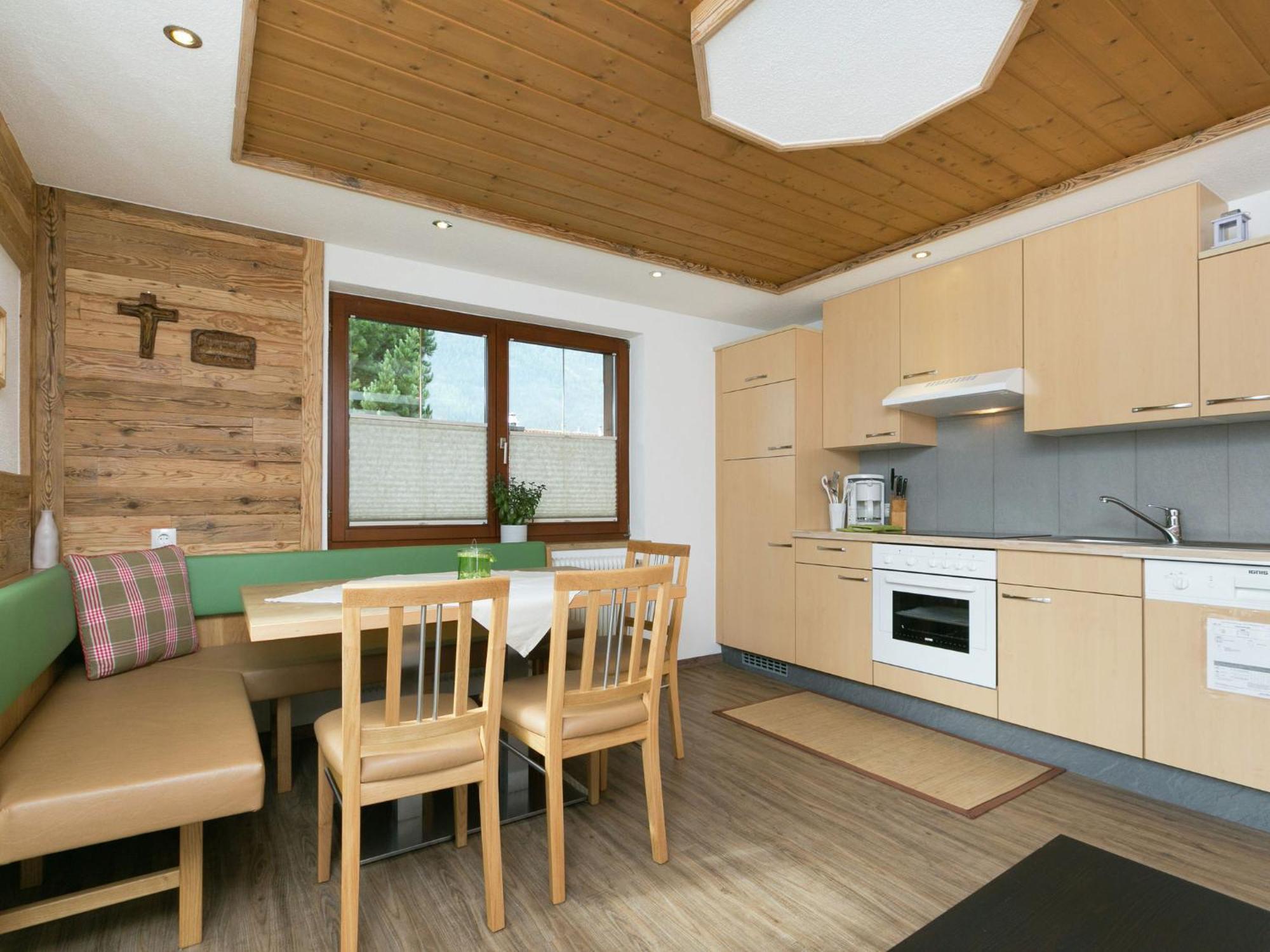 Modern Apartment in Langenfeld near Ski Area Buitenkant foto