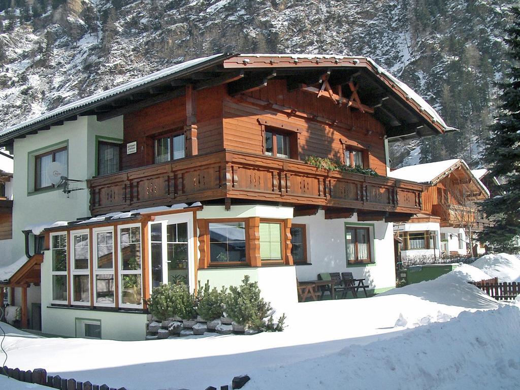 Modern Apartment in Langenfeld near Ski Area Buitenkant foto